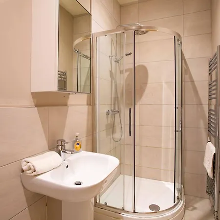 The Stylish Gem Of - Sleeps 6 *