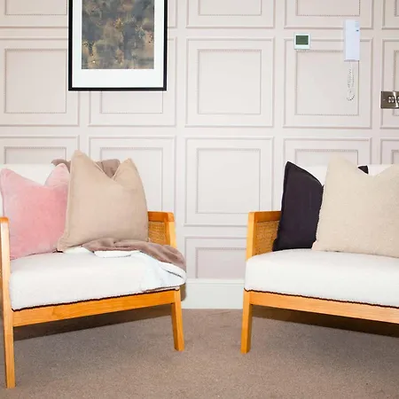 The Stylish Gem Of - Sleeps 6 Apartman