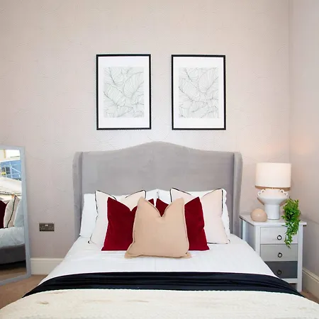 The Stylish Gem Of - Sleeps 6 *