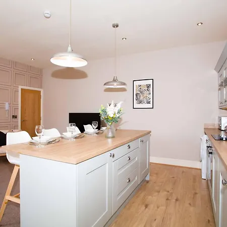 The Stylish Gem Of - Sleeps 6 아파트 *