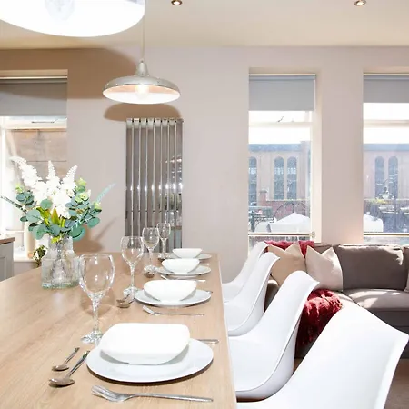 The Stylish Gem Of - Sleeps 6 아파트